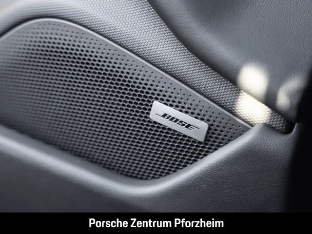 Porsche Taycan InnoDrive BOSE 20-Zoll Rückfahrkamera