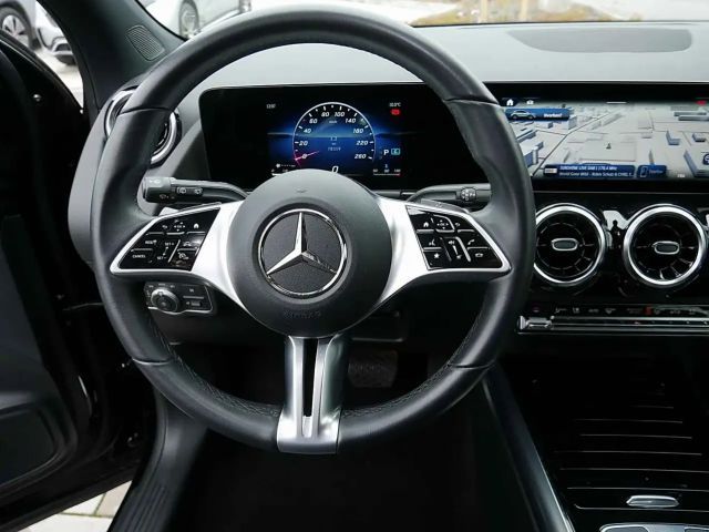 Mercedes-Benz GLA 200 GLA 200 d Progressive