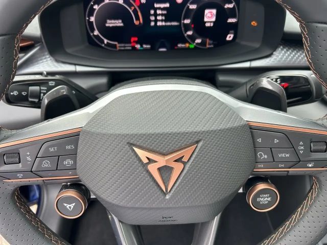 Cupra Terramar 1.5 e-Hybrid