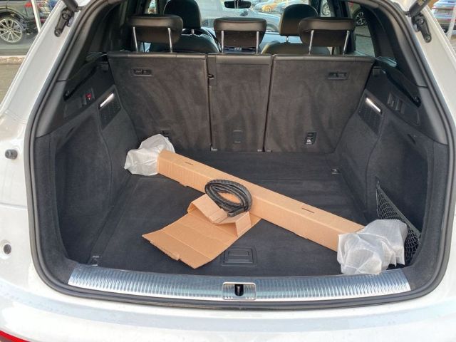 Audi SQ5 SUV TDI tiptronic Audi SQ5 SUV