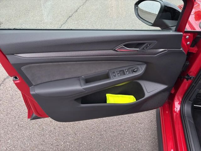 Volkswagen Golf 2.0 TSI DSG GTI