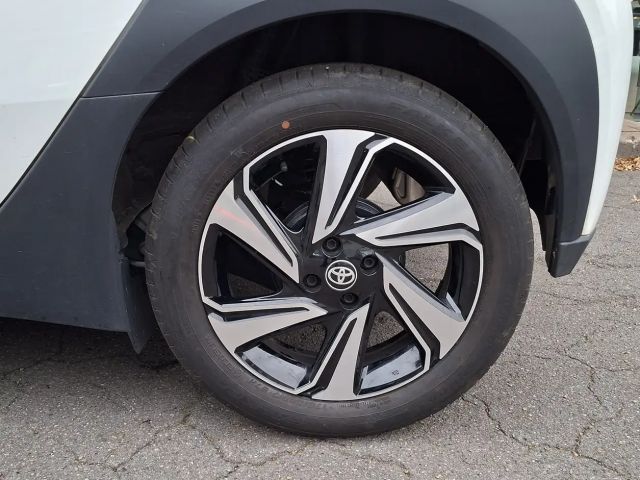 Toyota Aygo Hatchback Play