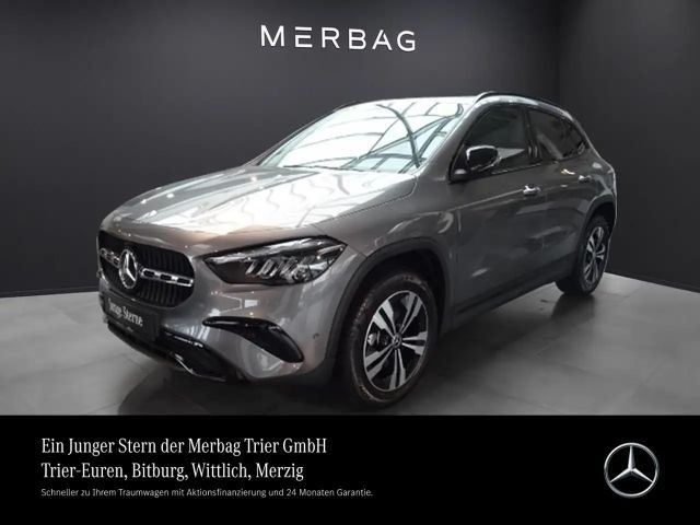 Mercedes-Benz GLA 180 Progressive