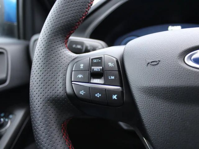 Ford Focus ST Line Wagon