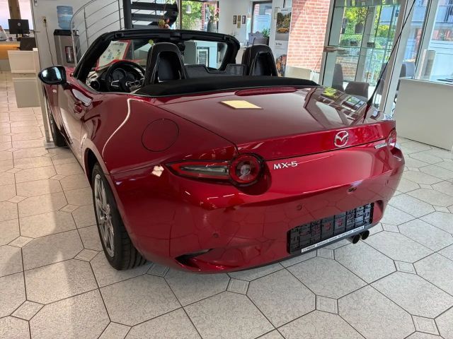 Mazda MX-5 Exclusive-line SkyActiv