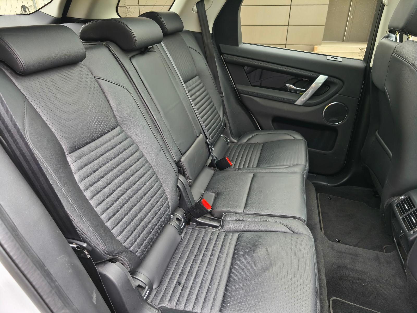 Land Rover Discovery Sport AWD P300e