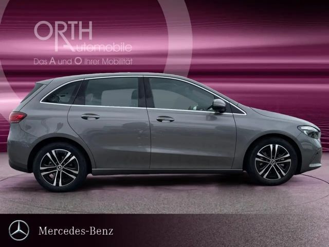 Mercedes-Benz B 180 Progressive