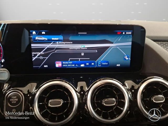 Mercedes-Benz B 200 Progressive Sedan