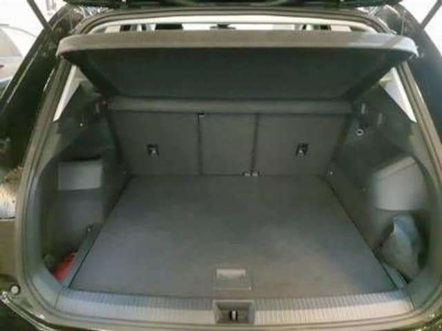 Volkswagen Tiguan Goal*AHK*360°KAMERA*LED*18LM*NAVI*ACC