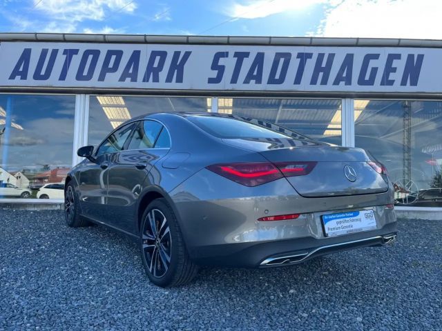 Mercedes-Benz CLA 180 Coupé Progressive