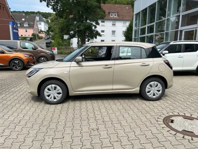 Suzuki Swift AllGrip Club Hybrid
