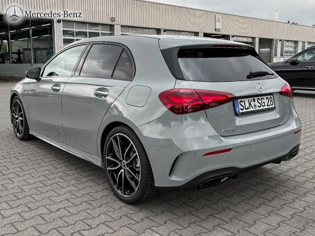 Mercedes-Benz A 180 AMG Line