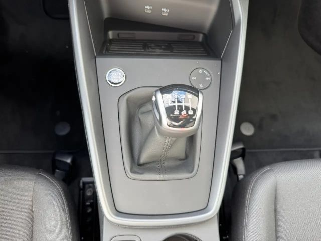 Audi A3 30 TFSI Sedan