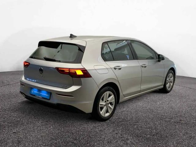 Volkswagen Golf 1.5 eTSI DSG Golf VIII Life