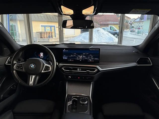 BMW 330 330e M-Sport Touring xDrive