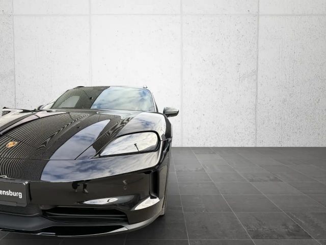 Porsche Taycan 4 Cross Turismo