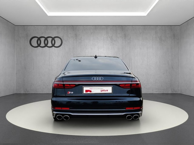 Audi S8 Quattro