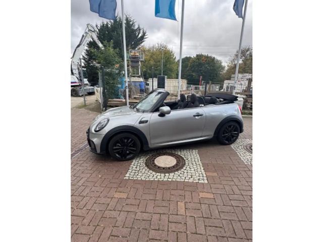 MINI Cooper S Cabrio JCW Trim