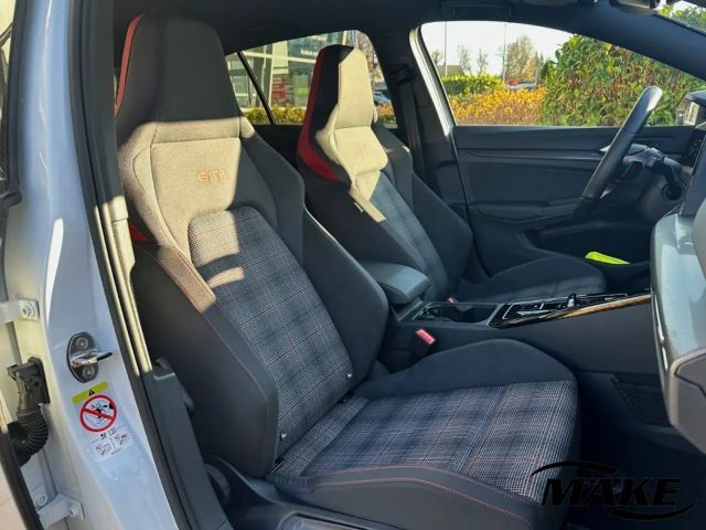 Volkswagen Golf 2.0 TSI DSG GTI Style