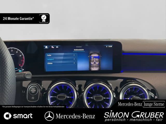 Mercedes-Benz A 200 AMG Line