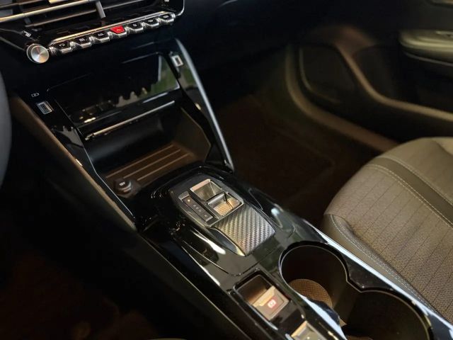 Peugeot 208 Allure Pack