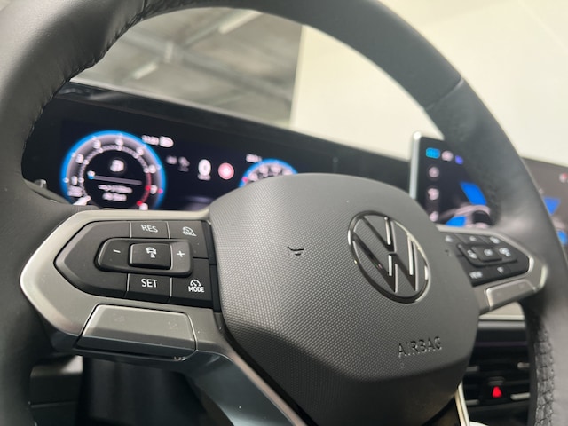 Volkswagen Passat 1.5 eTSI Business DSG