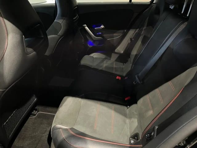 Mercedes-Benz A 250 A 250 e AMG Line