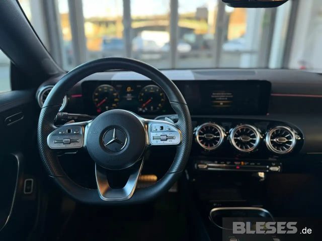 Mercedes-Benz CLA 200 AMG Line Shooting Brake