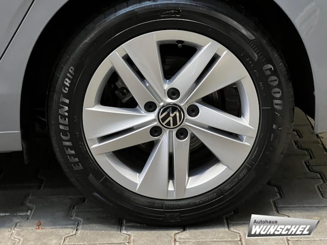 Volkswagen Golf 1.0 TSI Life