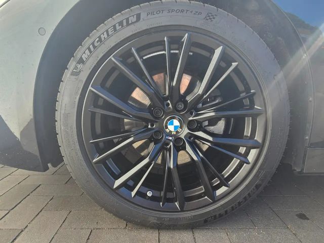 BMW 320 320d M-Sport Touring