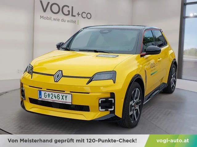 Renault 5 E-Tech Iconic