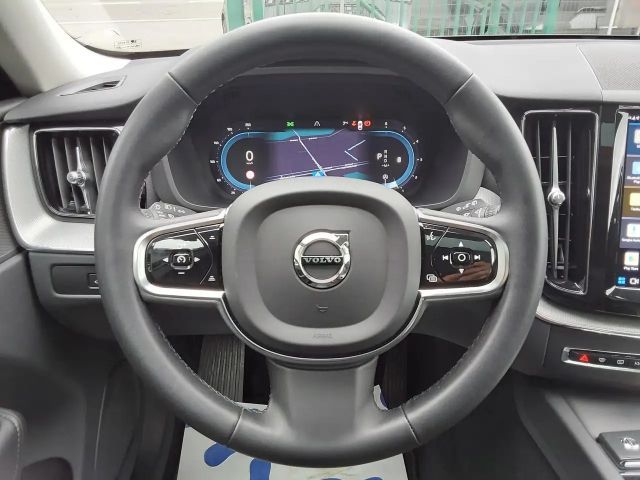 Volvo XC60 Dark Plus