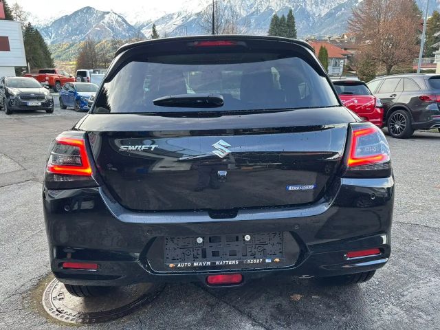 Suzuki Swift AllGrip Flash Hybrid