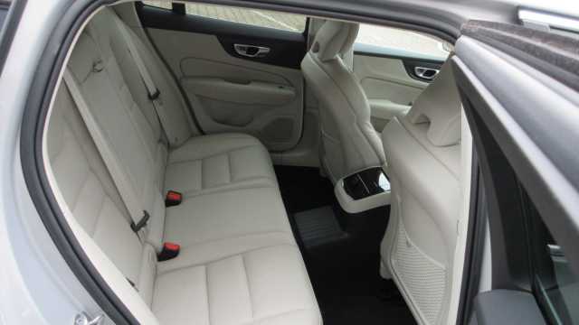 Volvo V60 Bright Plus T8