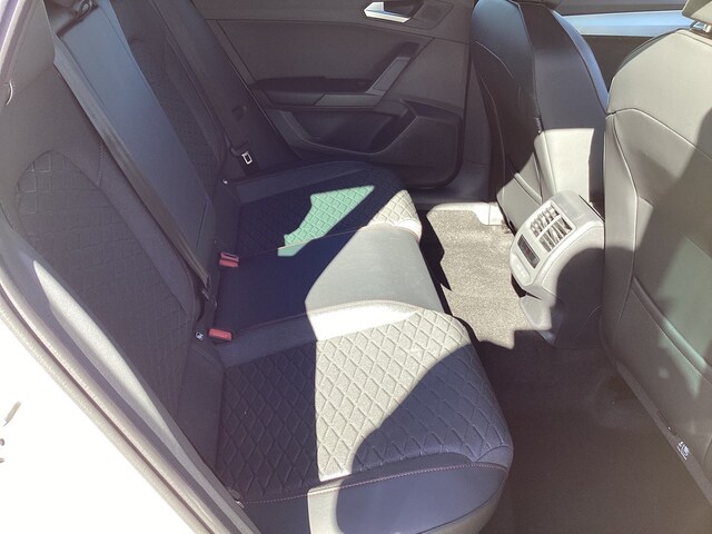 Seat Leon 2.0 TDI DSG FR-lijn Sportstourer