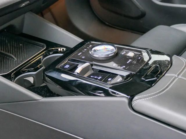 BMW i5 M-Sport Sedan