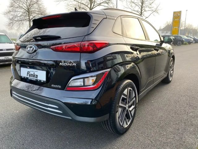 Hyundai Kona 2WD