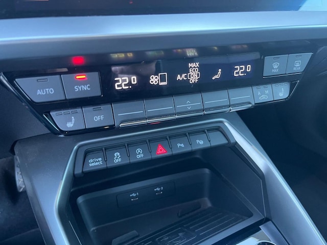 Audi A3 30 TFSI S-Tronic Sportback