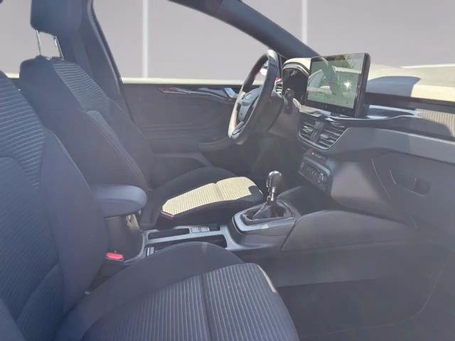 Ford Focus EcoBoost ST Line