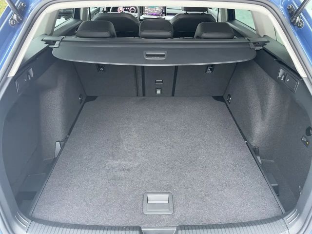 Volkswagen Golf 1.5 TSI Golf VIII Variant