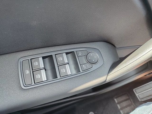 Mitsubishi ASX Invite