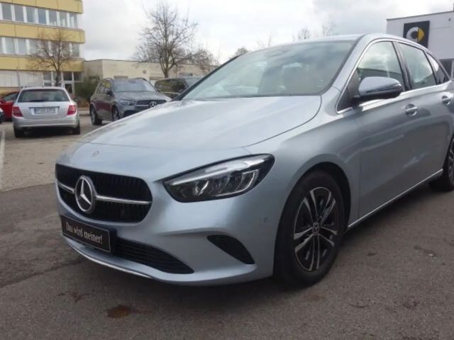 Mercedes-Benz B 180 Progressive