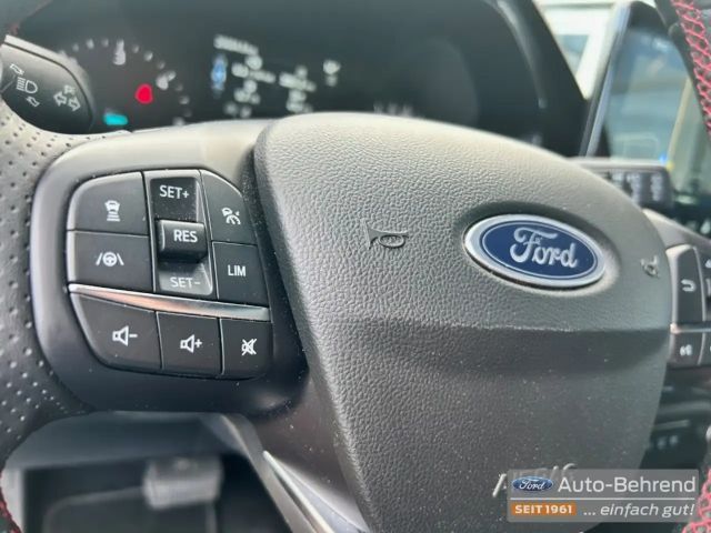 Ford Focus ST Line Wagon