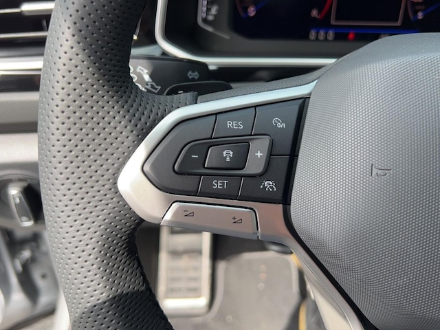 Volkswagen T-Roc 1.5 TSI DSG R-Line