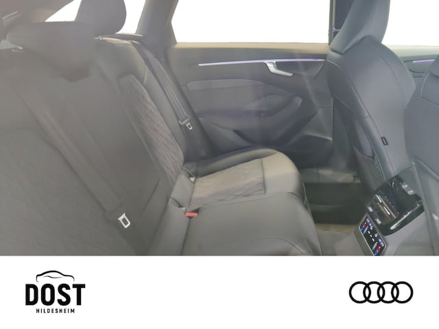 Audi A6 Avant Quattro S-Tronic