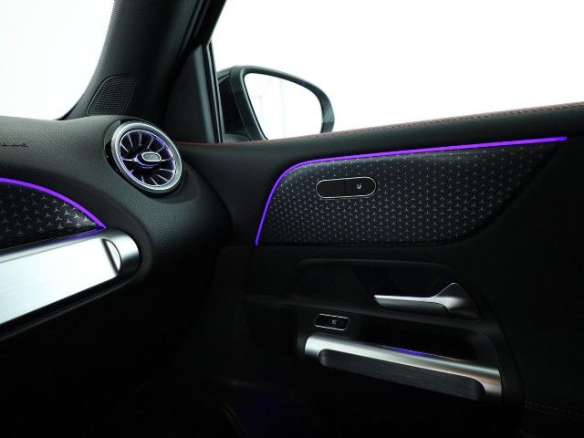 Mercedes-Benz GLB 200 GLB 200 d