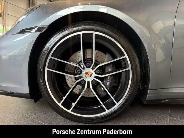 Porsche 992 Carrera Coupé