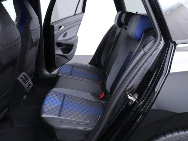 Volkswagen Golf 2.0 TSI 4Motion DSG Variant