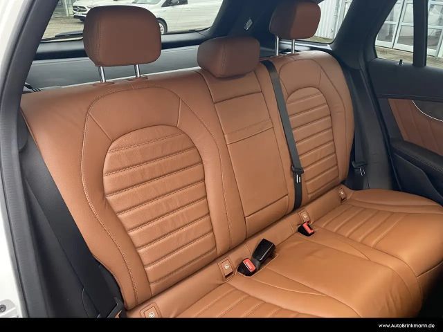 Mercedes-Benz GLC 300 4MATIC AMG Line