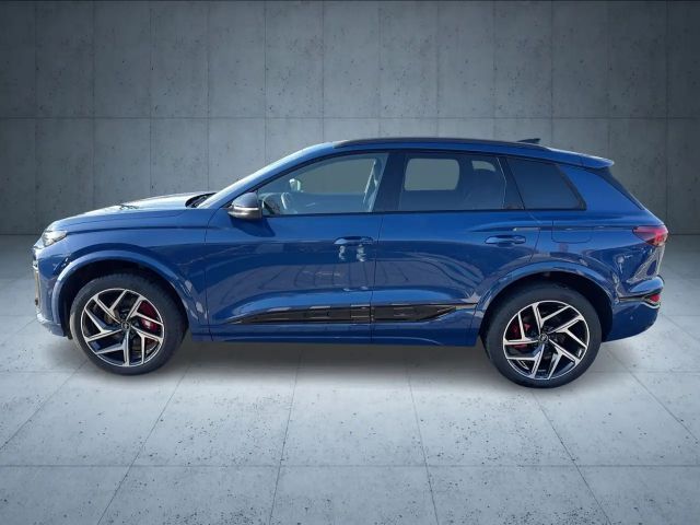 Audi SQ6 e-tron Pano/HuD/B&O/Luft/OLED/Nappa/21"/